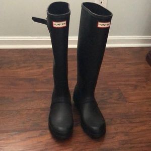 Hunter Tall Rain Boots, Size 8 Black
